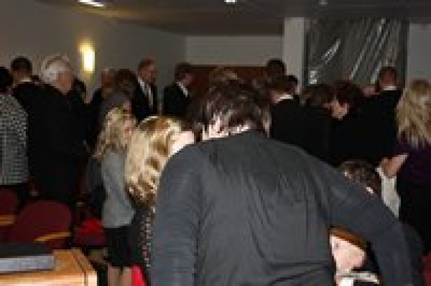 Til slutt var det tid for klemming og ønske om god jul og godt nytt år