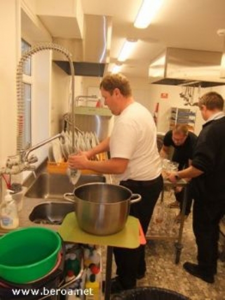 Sjå, dei kan vaska opp..